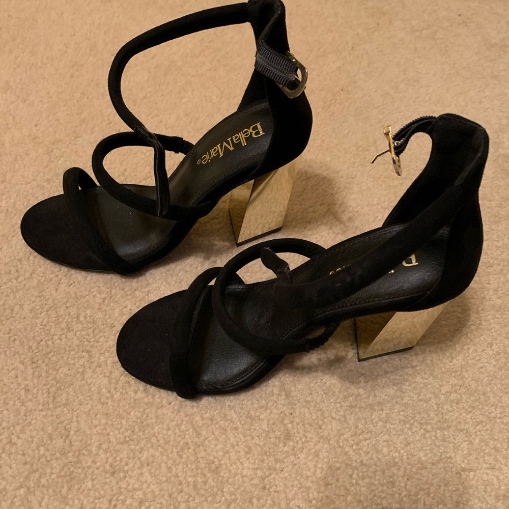 Heels - Picture 2 of 5